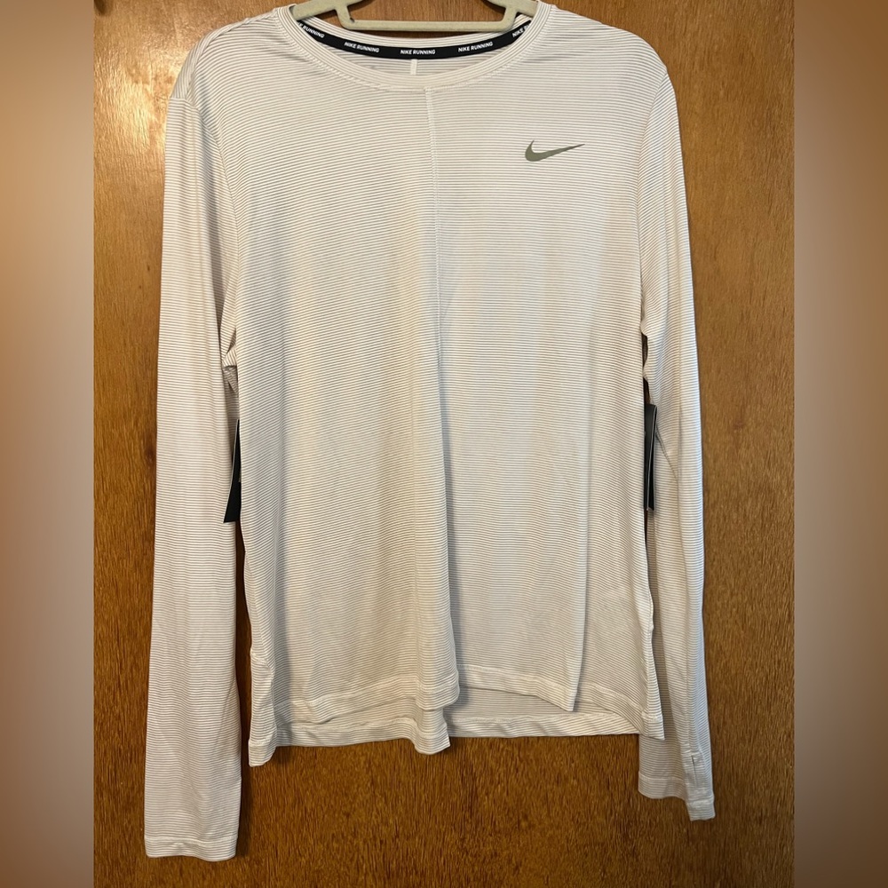 Nike long sleeve top